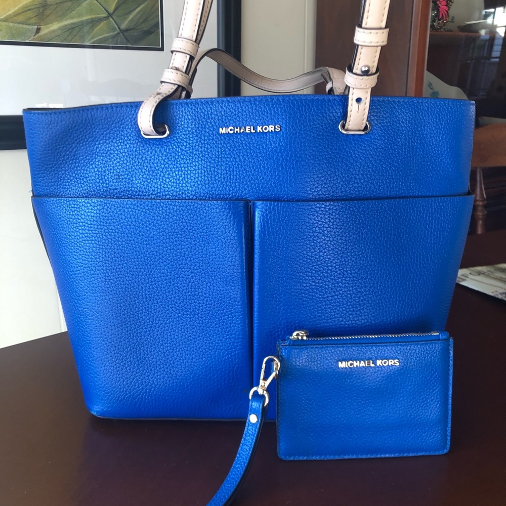 Michael Kors Blue handbag and card wallet